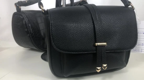 Petite nouvelle mode en cuir véritable dames sacs noirs sac à main sac à bandoulière avec un bon matelassage pour les femmes